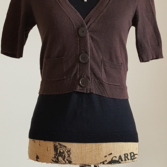 Vanity Cropped Cardigan - Picture 2 of 5